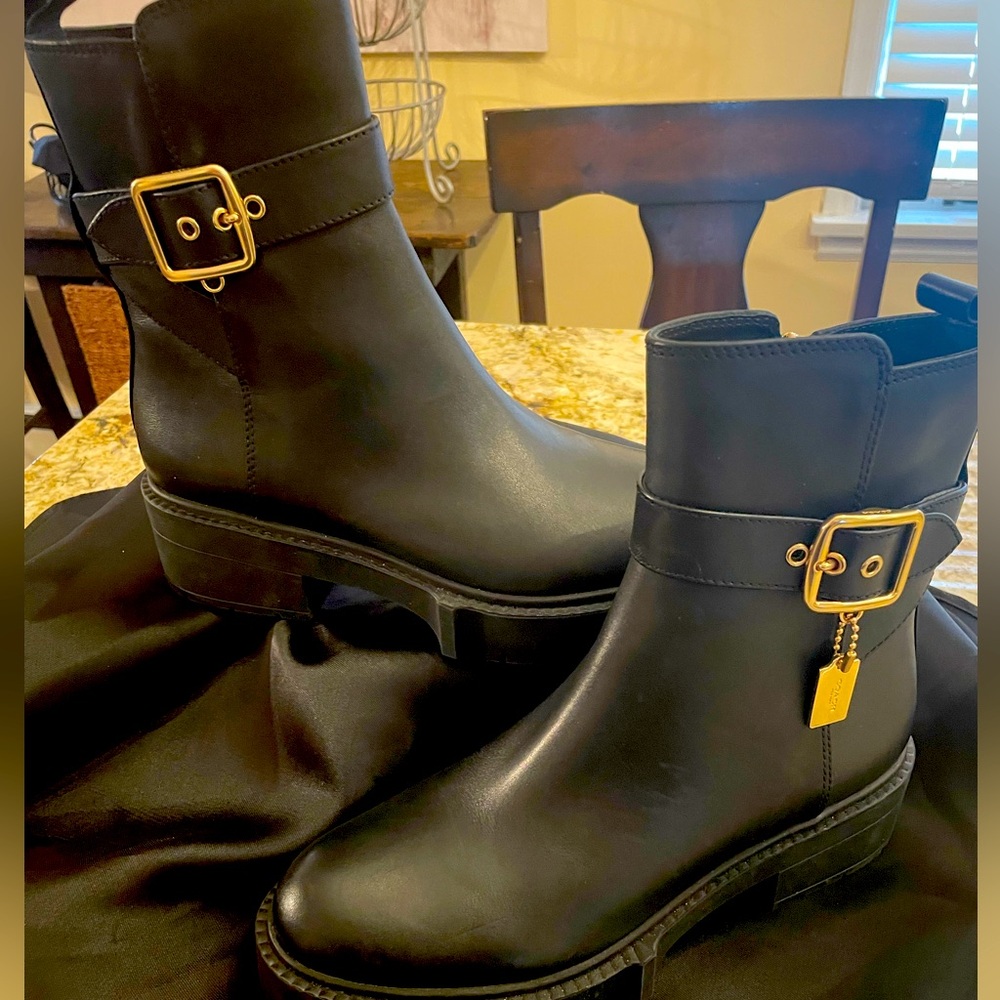 Coach boots